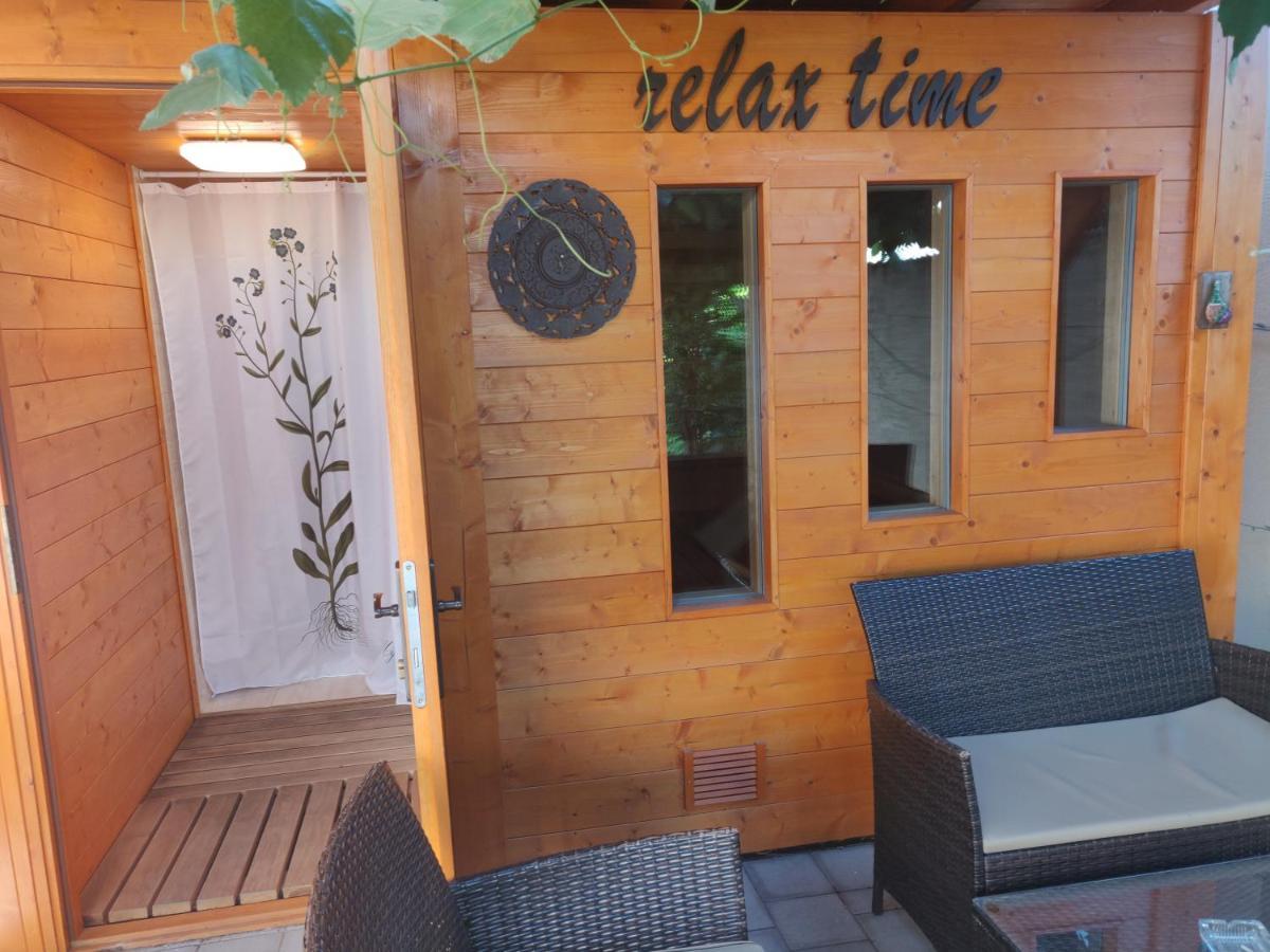 Fészek Fogadó - Pension Nest Mosonmagyaróvár Exterior foto